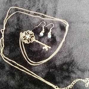 Long Sapphire Key Pendant and Sapphire Droplet Dan